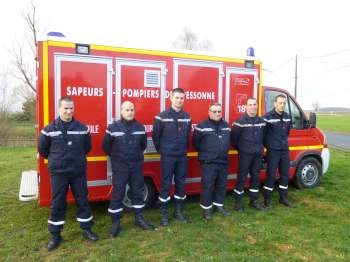 Les sapeurs-pompiers du centre de Beauce-et-Chalouette ont regroupé les moyens d'intervention des communes de Chalo-Saint-Marc, Saint-Escobille et Mérobert (PHOTO  )